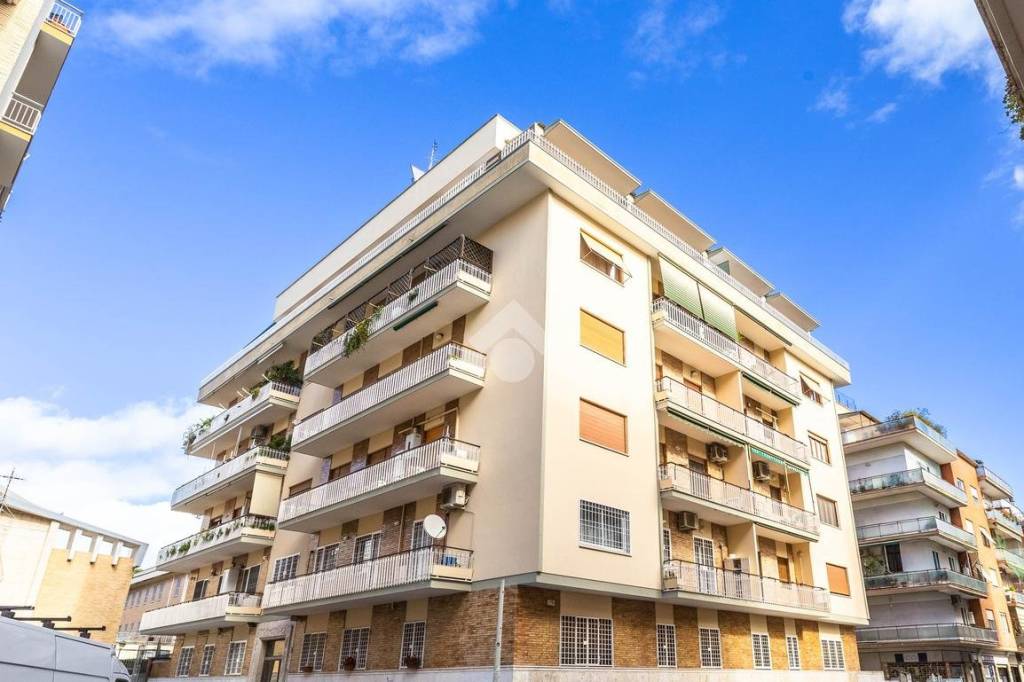 appartamento in vendita a Roma in zona Aurelio