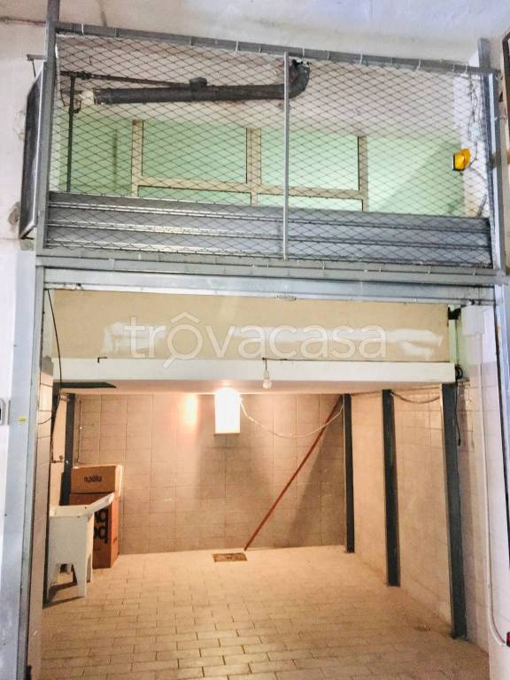 locale di sgombero in vendita a Roma