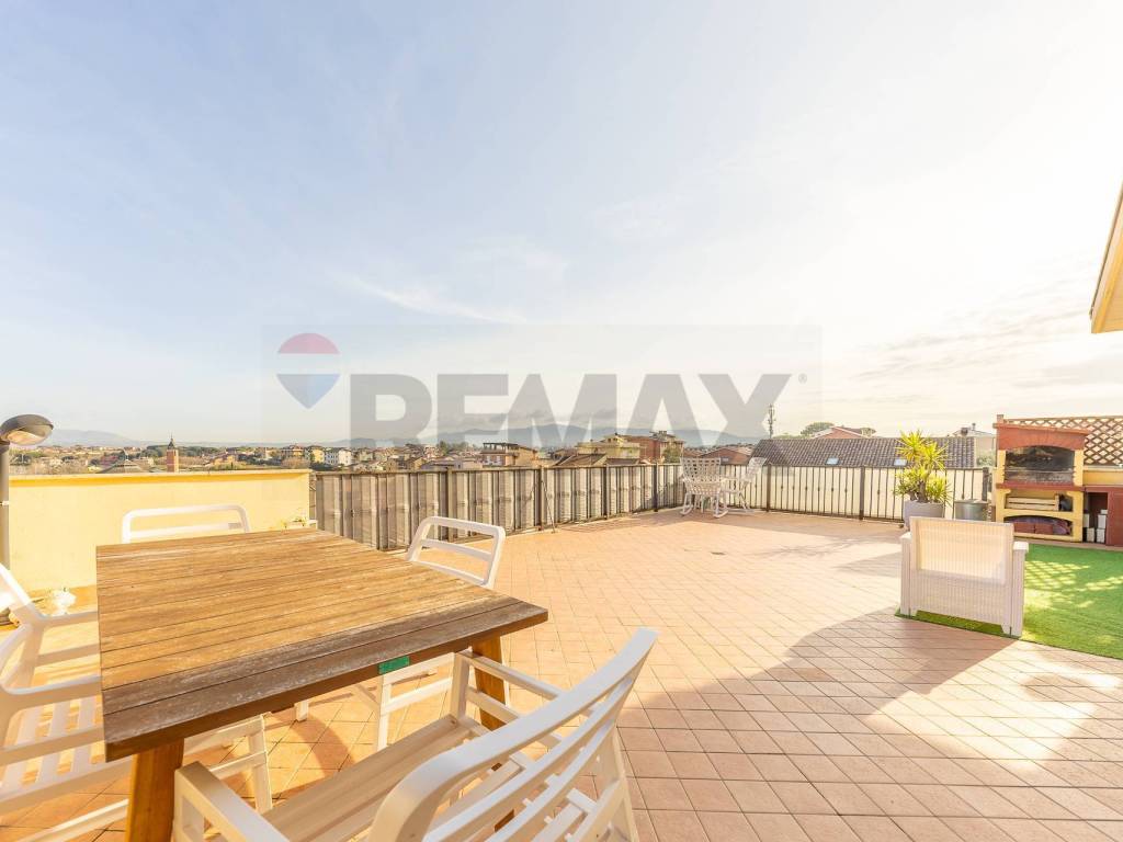 appartamento in vendita a Roma in zona Ponte di Nona