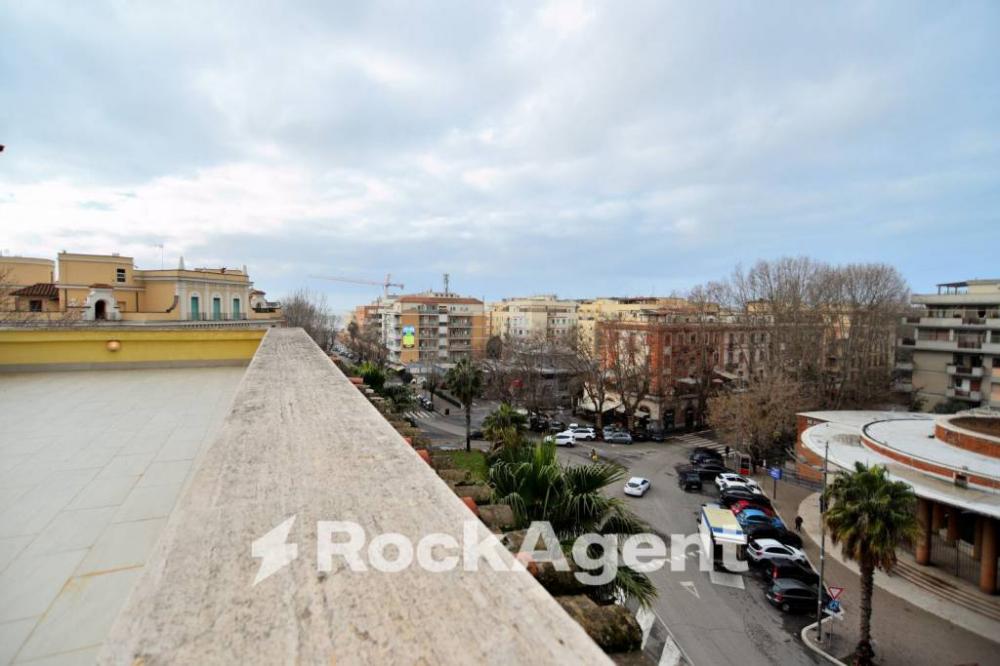 appartamento in vendita a Roma in zona Ostia
