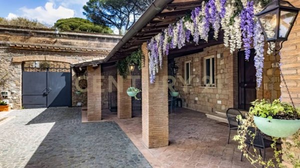 casa indipendente in vendita a Roma in zona Aurelio