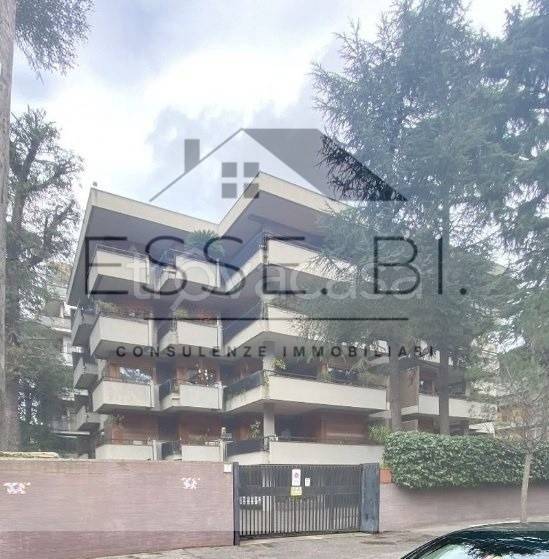 appartamento in vendita a Roma in zona Tor di Quinto