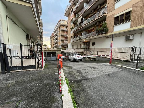 casa indipendente in vendita a Roma in zona Collatino