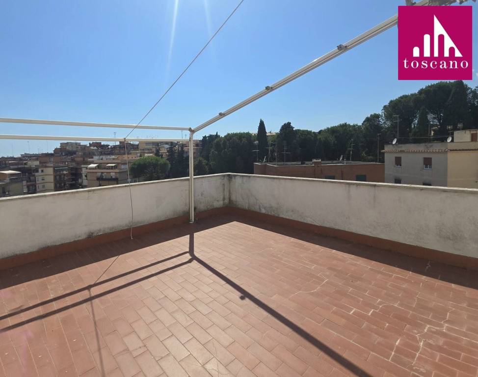 appartamento in vendita a Roma in zona Primavalle