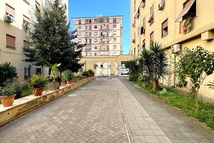 appartamento in vendita a Roma in zona Don Bosco