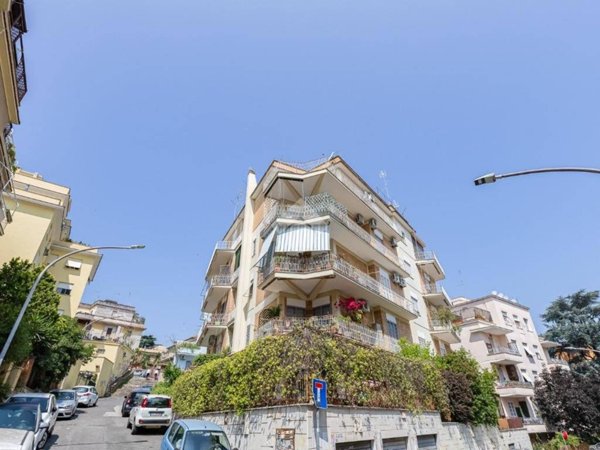 appartamento in vendita a Roma in zona Monte Sacro/Talenti