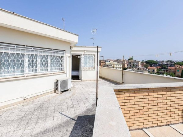 appartamento in vendita a Roma in zona Monte Sacro/Talenti