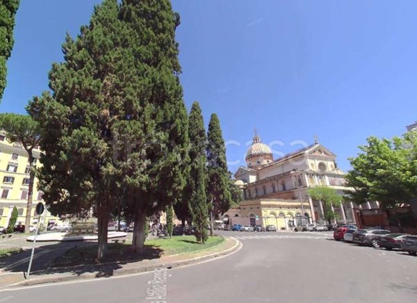 appartamento in vendita a Roma in zona Rione Prati