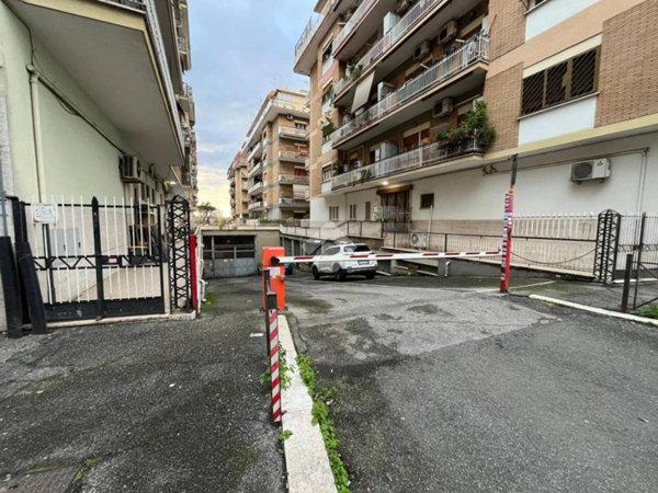 casa indipendente in vendita a Roma in zona Collatino