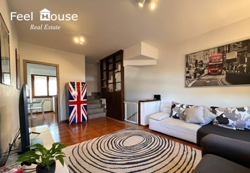 appartamento in vendita a Roma in zona Vitinia