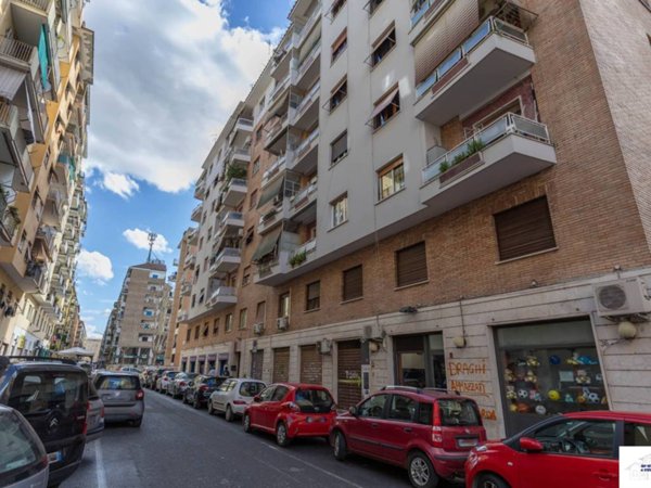 appartamento in vendita a Roma in zona Don Bosco