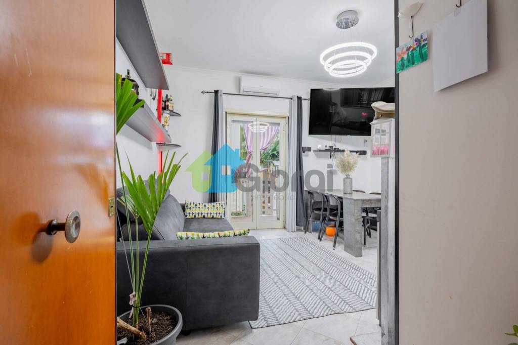 appartamento in vendita a Roma in zona Piana del Sole