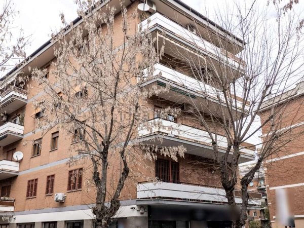 appartamento in vendita a Roma in zona Portuense