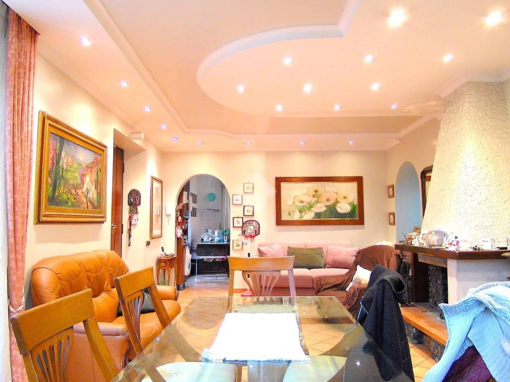 casa indipendente in vendita a Roma in zona Labaro