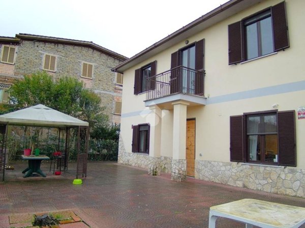 casa indipendente in vendita a Roma in zona Labaro