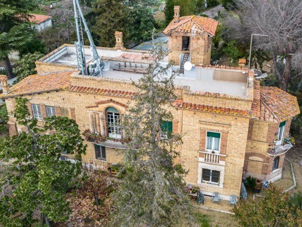 appartamento in vendita a Roma in zona Gianicolense