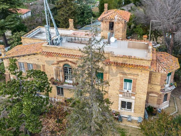 appartamento in vendita a Roma in zona Gianicolense