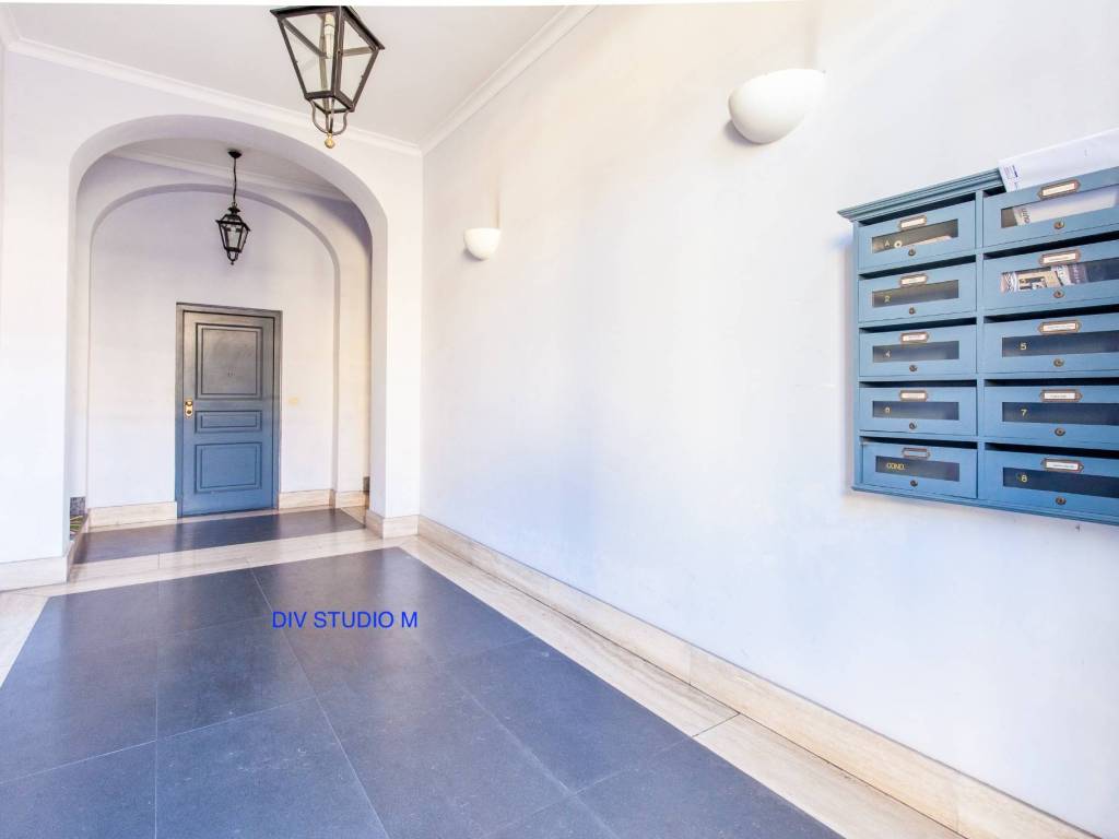 appartamento in vendita a Roma in zona Celio