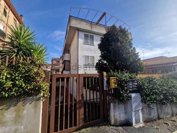 appartamento in vendita a Roma in zona Labaro