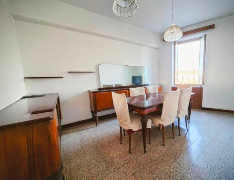 appartamento in vendita a Roma in zona Appio Claudio