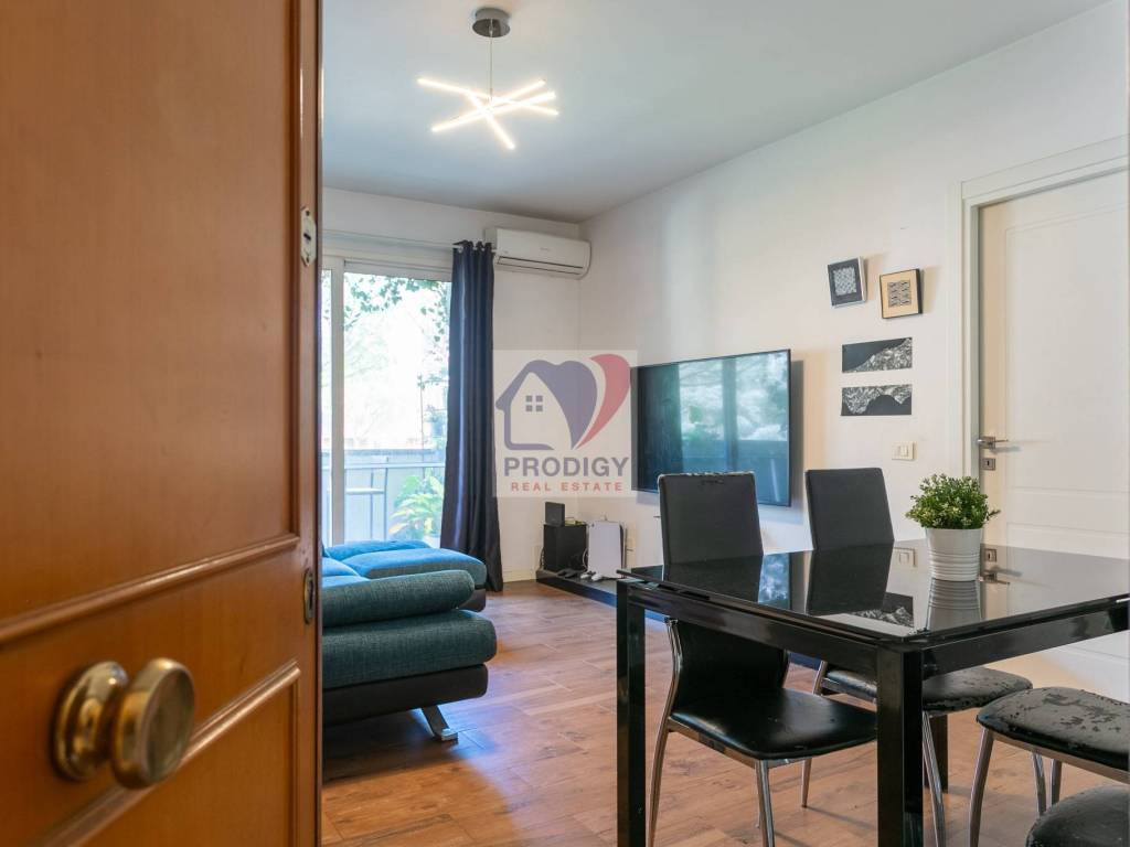 appartamento in vendita a Roma in zona Torrino