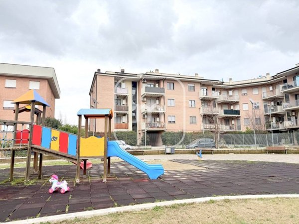 appartamento in vendita a Roma in zona Castelverde