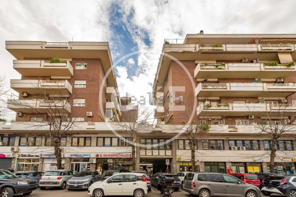 ufficio in vendita a Roma in zona Alessandrino