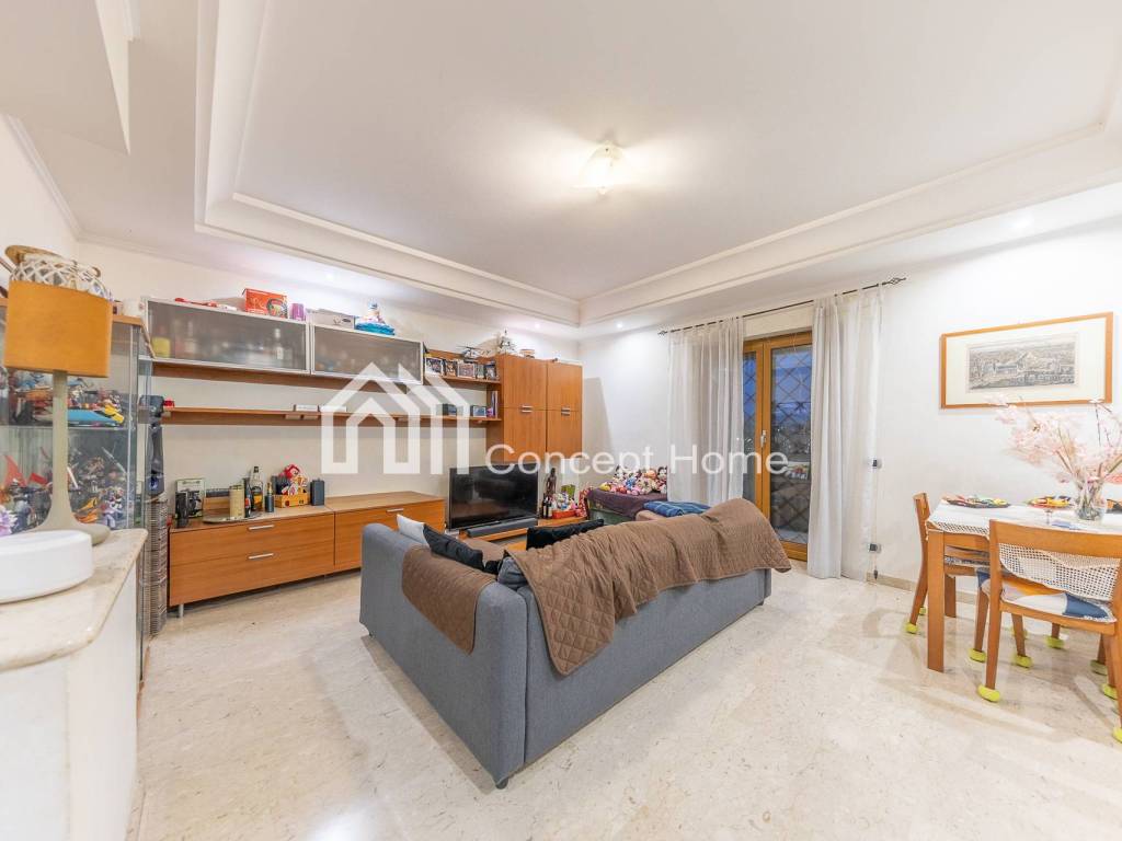 appartamento in vendita a Roma in zona Lunghezza