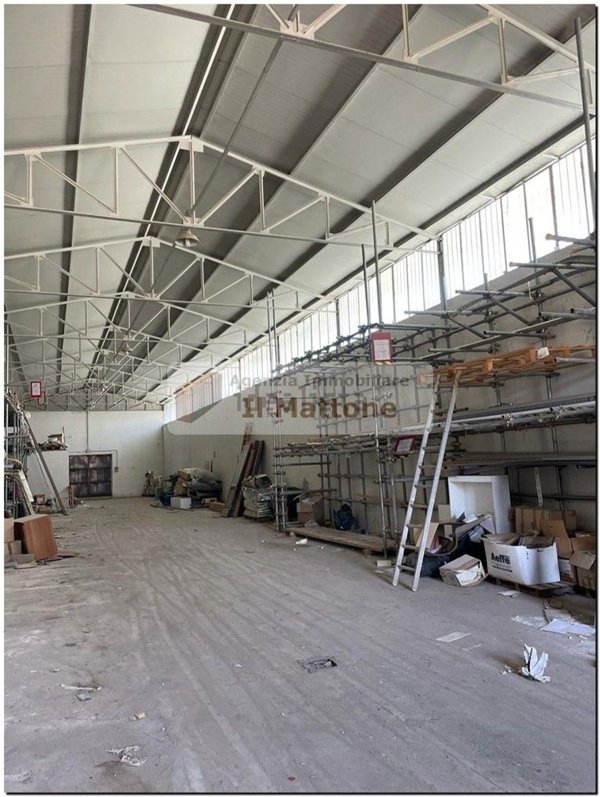 ufficio in vendita a Roma in zona Castelverde