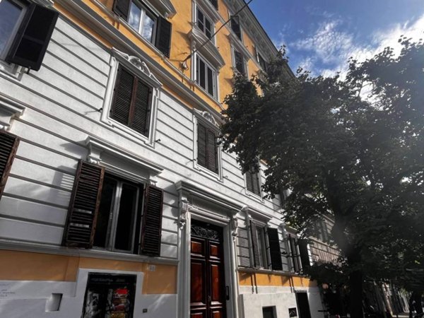 appartamento in vendita a Roma in zona Esquilino