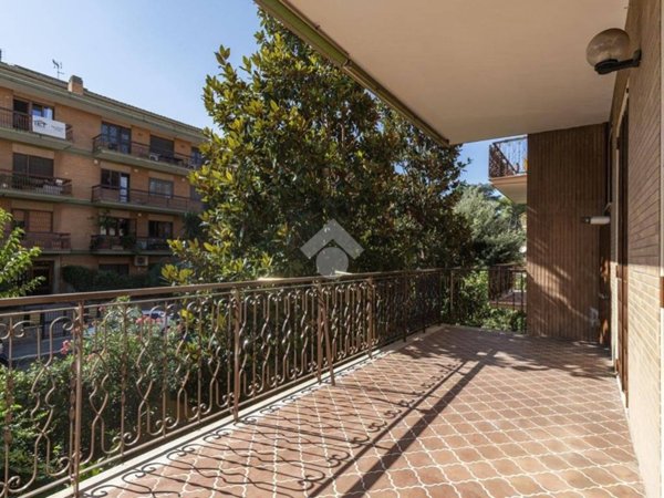 appartamento in vendita a Roma in zona Gianicolense
