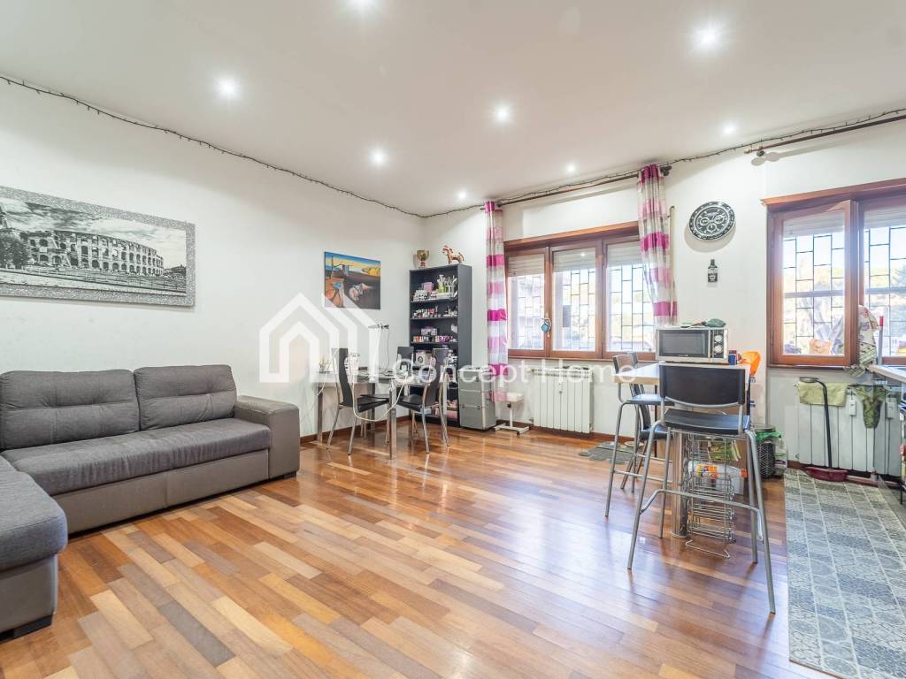 appartamento in vendita a Roma in zona Mezzocammino