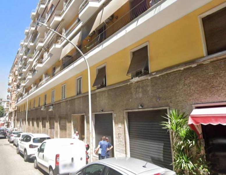 appartamento in vendita a Roma in zona Tuscolano