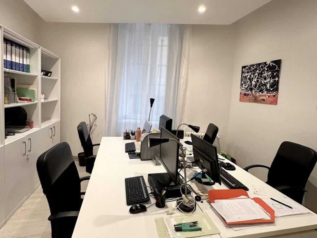 ufficio in vendita a Roma in zona Parioli
