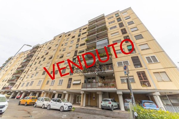 appartamento in vendita a Roma in zona Ponte Mammolo