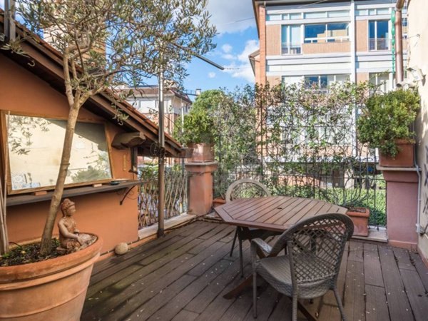 appartamento in vendita a Roma in zona Ostiense