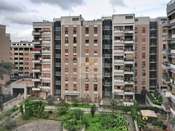 appartamento in vendita a Roma in zona Ardeatino
