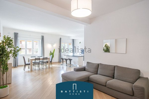 appartamento in vendita a Roma in zona Gianicolense