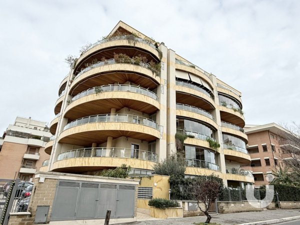 appartamento in vendita a Roma in zona Mezzocammino