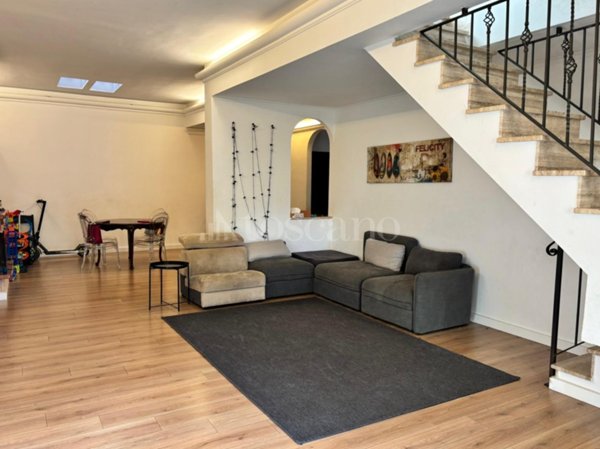 casa indipendente in vendita a Roma in zona Tre Pini - Poggio dei Fiori