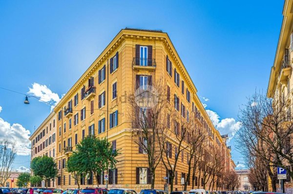 appartamento in vendita a Roma in zona Della Vittoria