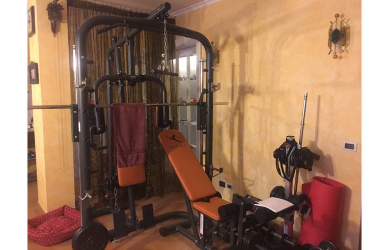 casa indipendente in vendita a Roma in zona Torre Angela