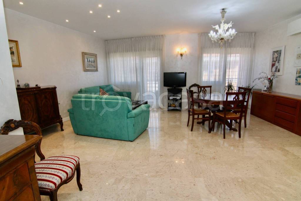 appartamento in vendita a Roma in zona Aurelio