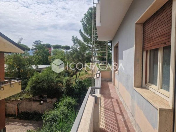 appartamento in vendita a Roma in zona Finocchio