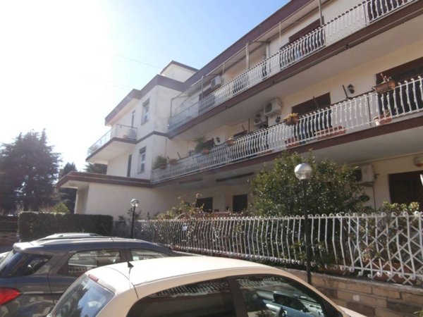 appartamento in vendita a Roma in zona Tor Vergata/Torrenova