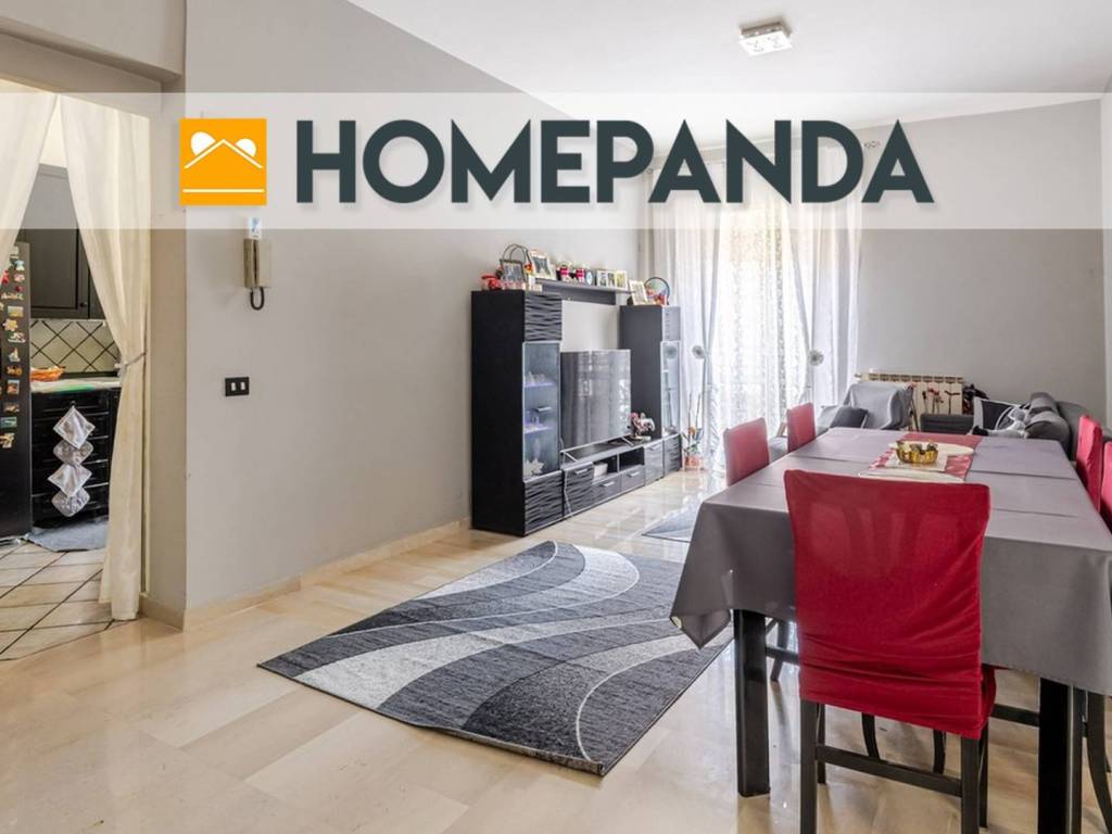 appartamento in vendita a Roma in zona Lunghezza