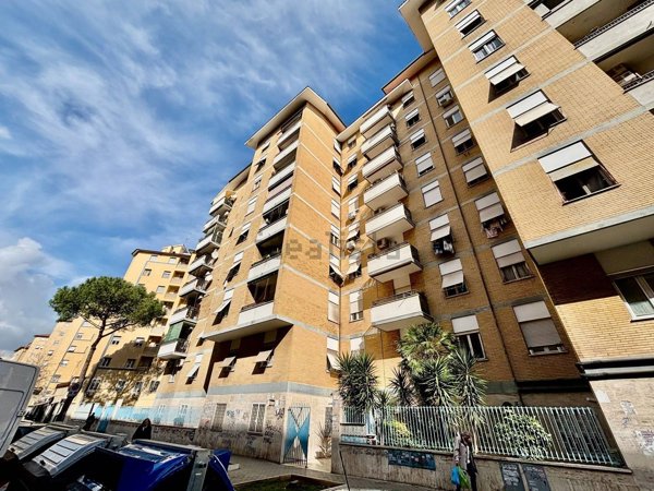 appartamento in vendita a Roma in zona Don Bosco