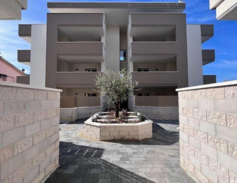 appartamento in vendita a Roma in zona Romanina