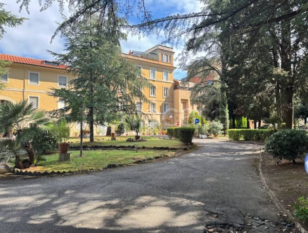 appartamento in vendita a Roma in zona Della Vittoria