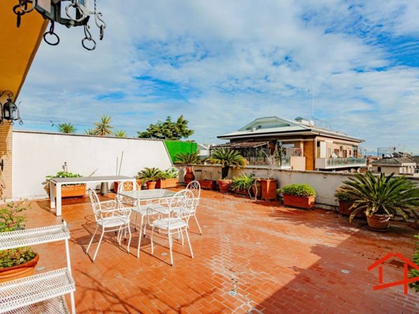 appartamento in vendita a Roma in zona Portuense